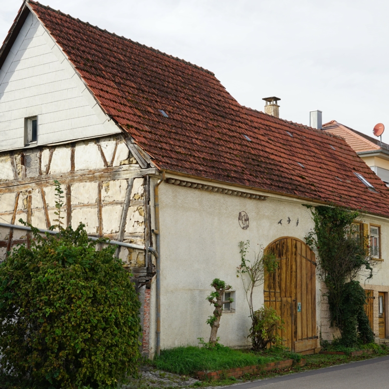 Die erste Außenansicht des Hauses in Oberwälden im Kreis Göppingen