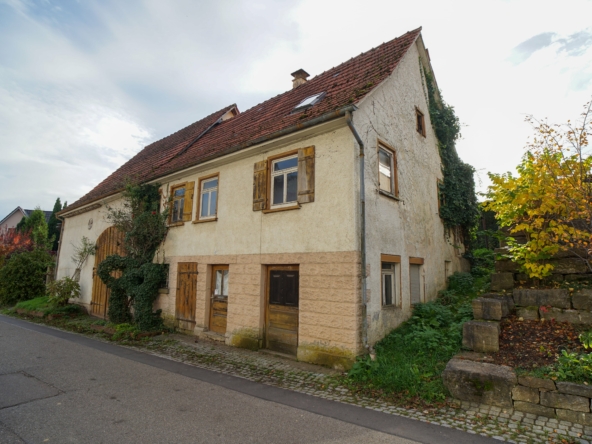 Die zweite Außenansicht des Hauses in Oberwälden im Kreis Göppingen