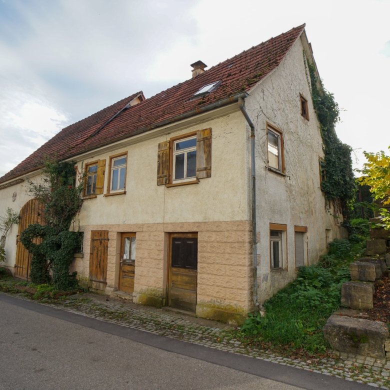 Die zweite Außenansicht des Hauses in Oberwälden im Kreis Göppingen